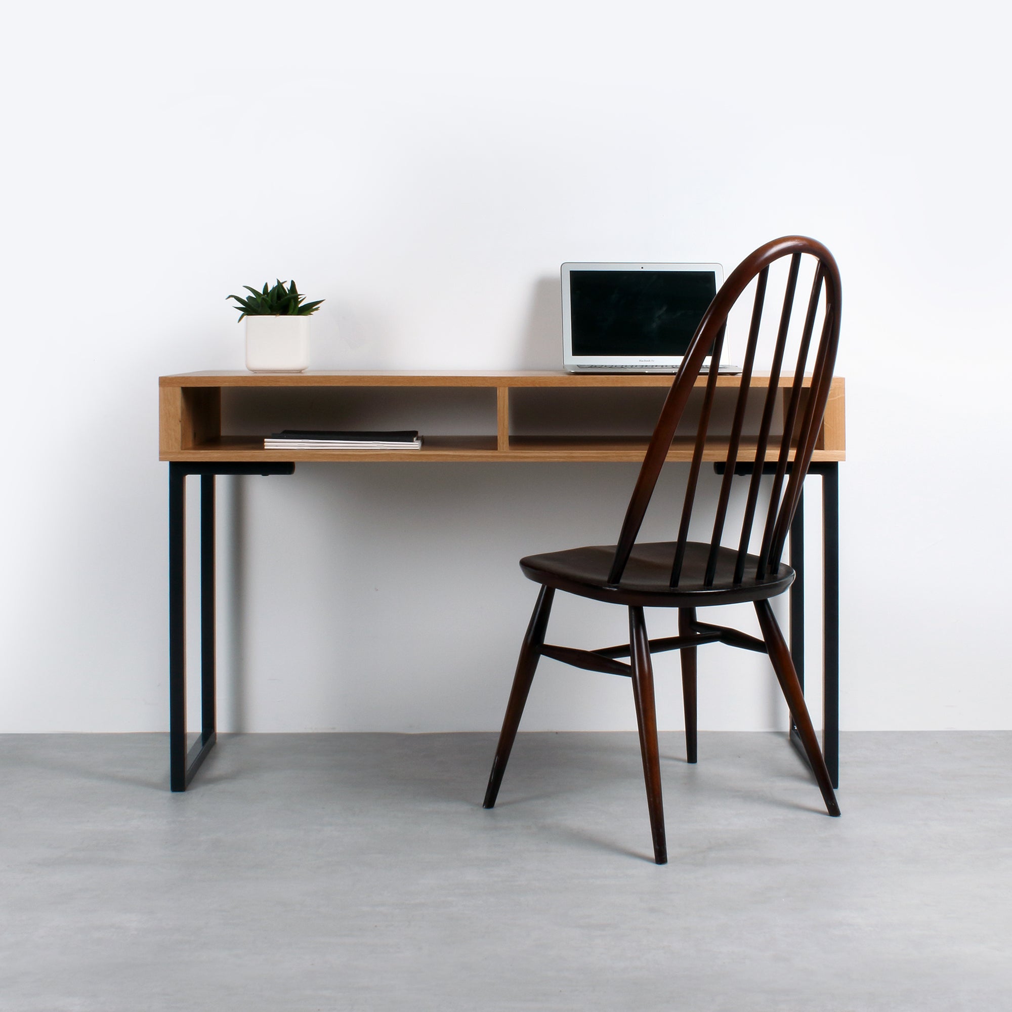 Darwen Minimalist Console Desk on Square Legs