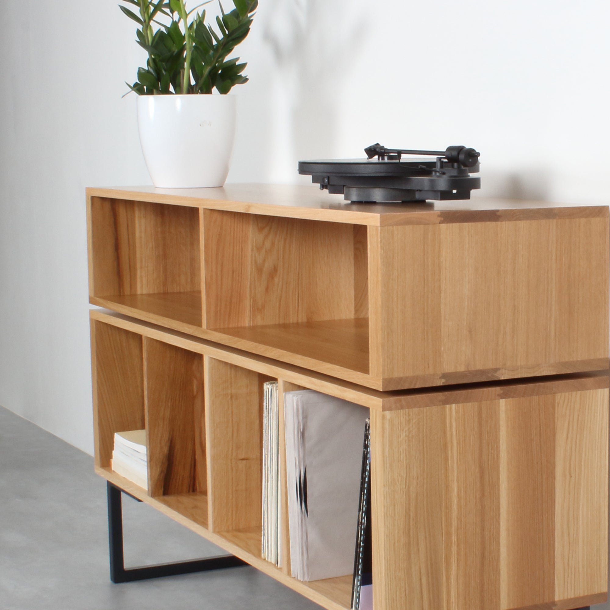 Technic Turntable Stand on Minimalist Square Legs